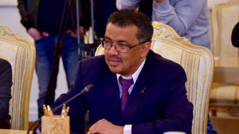 Китай заявляет, что глава ВОЗ проделал хорошую работу