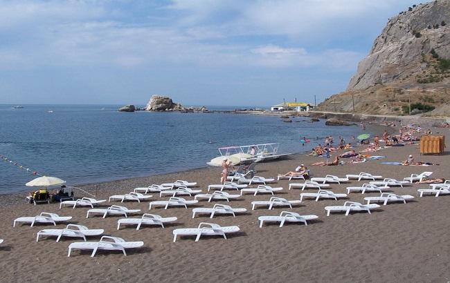 Заманивать отдыхающих в Крым будет "туристический альянс"