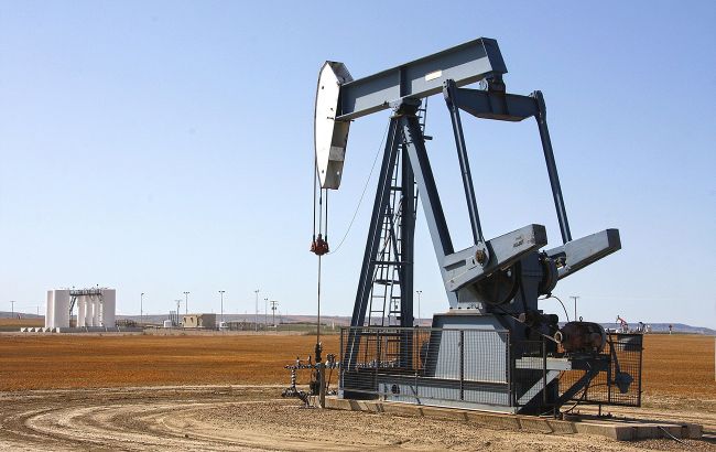 Ціни на нафту різко впали на тлі напруженості між Китаєм і США