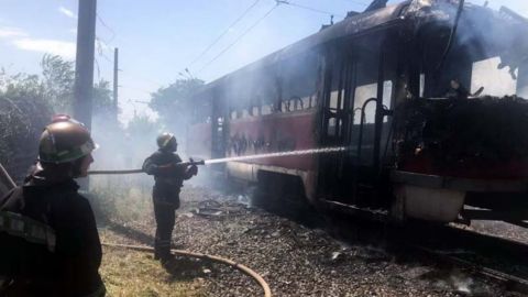 У Кривому Розі на ходу загорівся трамвай з пасажирами