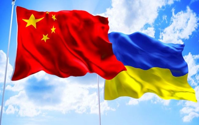 Украина получила гумпомощь от Китая для борьбы c COVID-19
