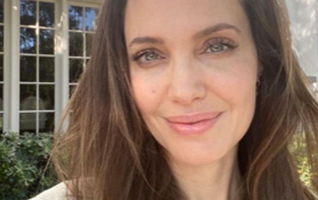 Анджелина Джоли подогрела слухи о романе с бывшим мужем - и это не Брэд Питт