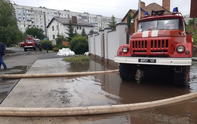 В Харькове затопило дома в 5 районах из-за непогоды