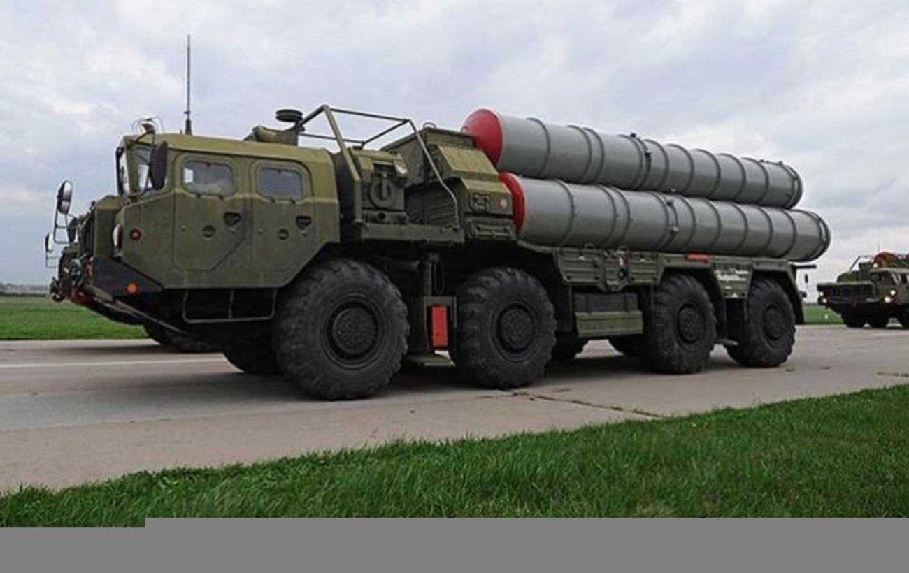 Связная машина военная
