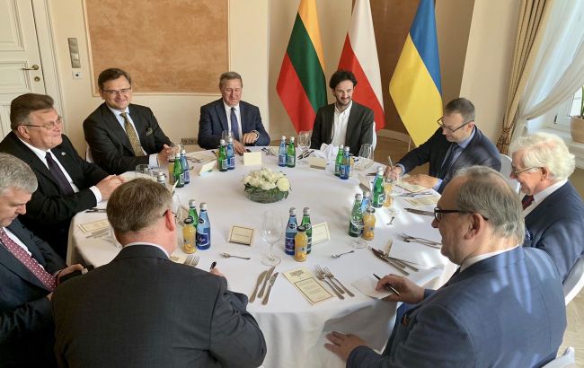 Україна, Польща і Литва проводять переговори в Любліні