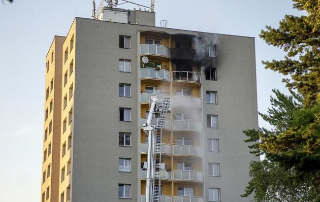 В Чехии 11 человек погибли во время пожара в многоквартирном доме