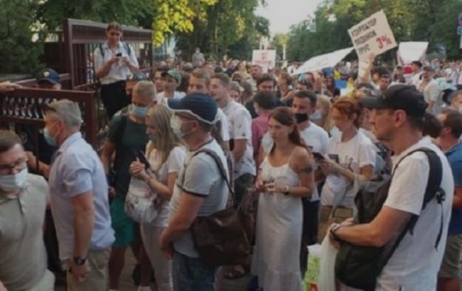 В Киеве устроили акцию в поддержку демократических выборов в Беларуси