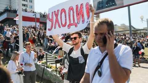 Акции солидарности и заявления Лукашенко: что сейчас происходит в Беларуси