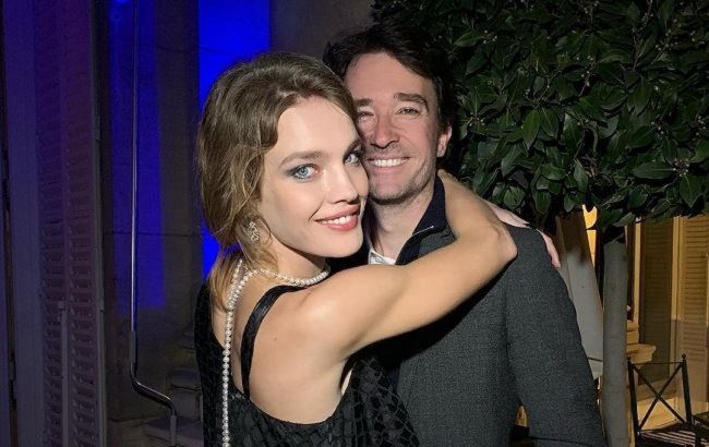 Лето с любимым: Наталья Водянова показала редкие фото с отдыха с Антуаном Арно