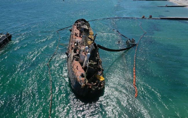 Підняття танкера Delfi не забруднило море, - Держекоінспекція
