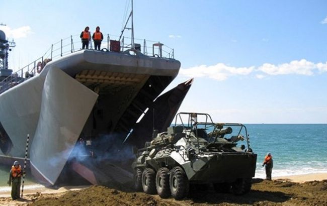 Військове командування РФ прибуло до Криму перевіряти боєздатність армії