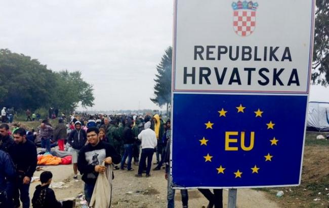 Венгрия закроет 3 основных ж/д переезда в Хорватию на месяц