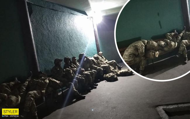 Відмовили у місці для ночівлі: у Черкасах військовим довелося спати на вулиці (фото)