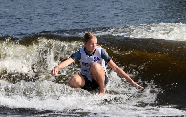 Спорт успешных людей: как прошел чемпионат по вейксерфингу в Киеве (фото)