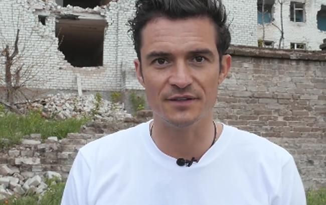 "Будьте осторожны": Орландо Блум записал обращение детям Донбасса