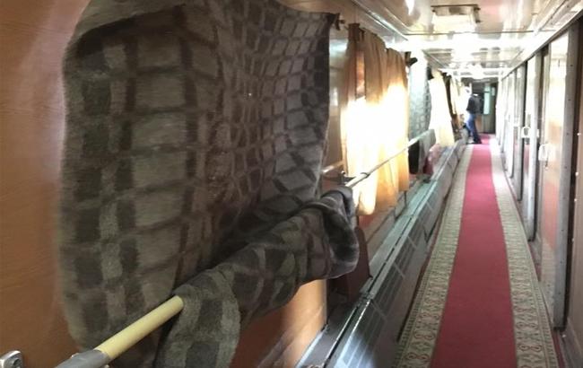 "Занавес!": журналистка показала очередные "инновации" в поезде "Укрзалізниці"