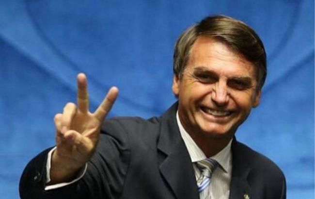 Президент Бразилії назвав самоізоляцію під час пандемії "проявом слабості"