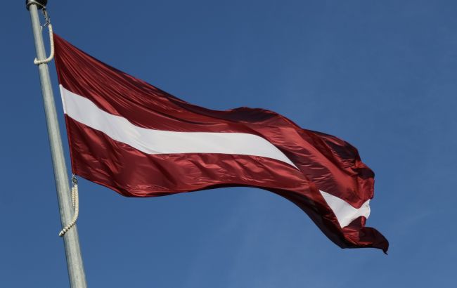 Латвія вводить обов'язкову анкету для охочих відвідати країну