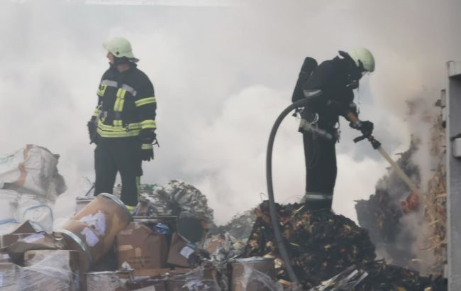 В Обухові горіло утилізаційне підприємство, є постраждалі