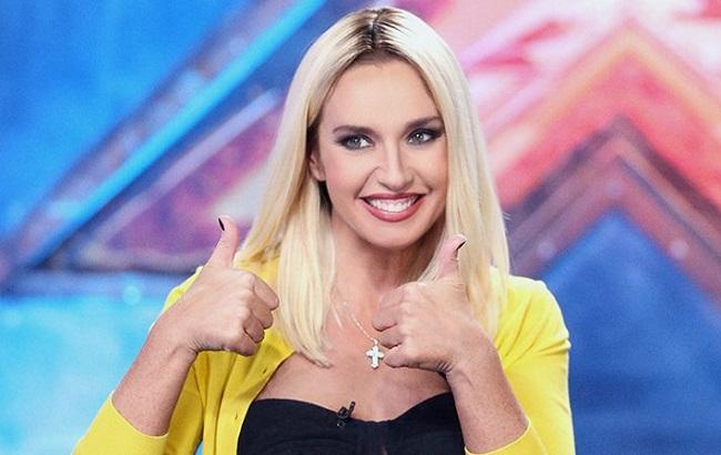 Оксана Марченко сменила имидж и стала блондинкой