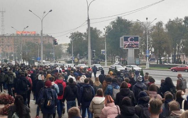 У Мінську силовики розігнали мітинг студентів
