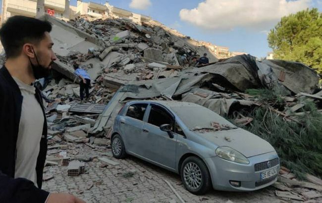 Число жертв землетрясения в Турции возросло