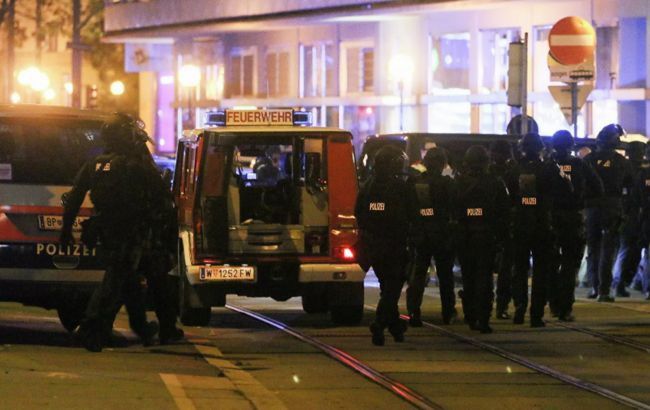 Теракт в Вене: нападавший досрочно вышел на свободу по делу о терроризме