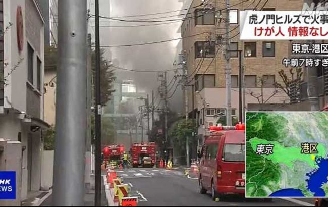 В центре Токио загорелся строящийся небоскреб
