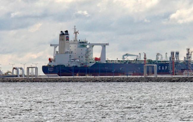 Іран в порушення санкцій США відправив флот танкерів до Венесуели