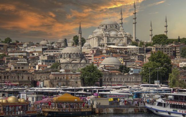 У Туреччині заборонили розважальні програми в готелях на Новий рік