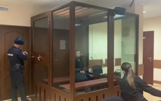 В России арестовали украинку. Обвинили в избиении полицейского на митинге