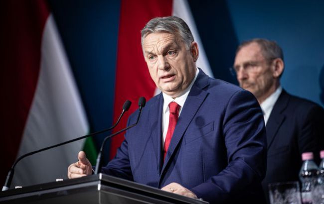 Прем'єр Угорщини звинуватив ЄС у зриві поставок вакцин від коронавірусу