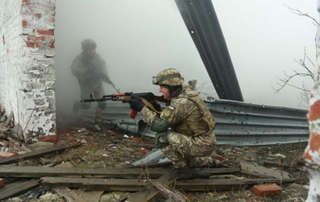 Оккупанты восемь раз нарушили "тишину" на Донбассе, ранен военный