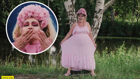 Пожилая украинка из Бердичева стала звездой своего города: ее экстравагантность поражает
