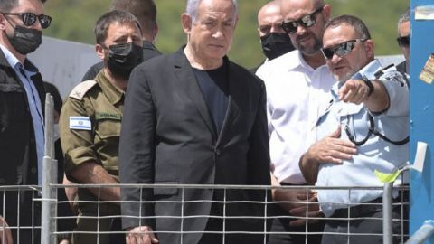 Нетаньяху пообещал неотвратимое возмездие тем, кто "поднимет руку" на Израиль