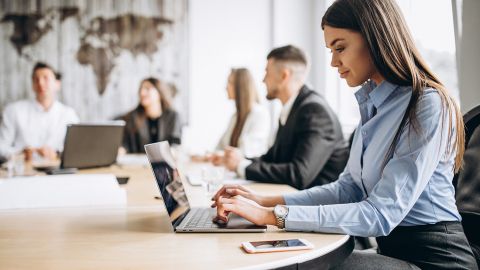 Проверка на компетентность: для чиновников запустили тест на цифровую грамотность