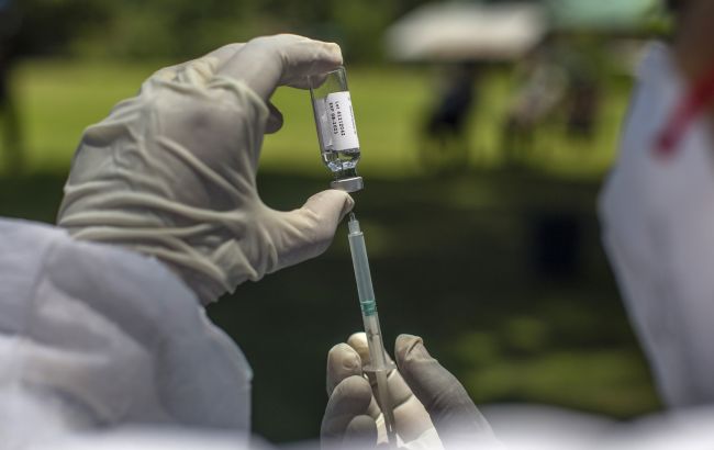 Индия заказала 300 млн доз "безымянной вакцины" от COVID-19