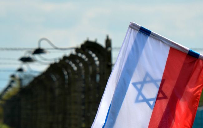 Польша приняла закон о реституции. Израиль отозвал посла из Варшавы