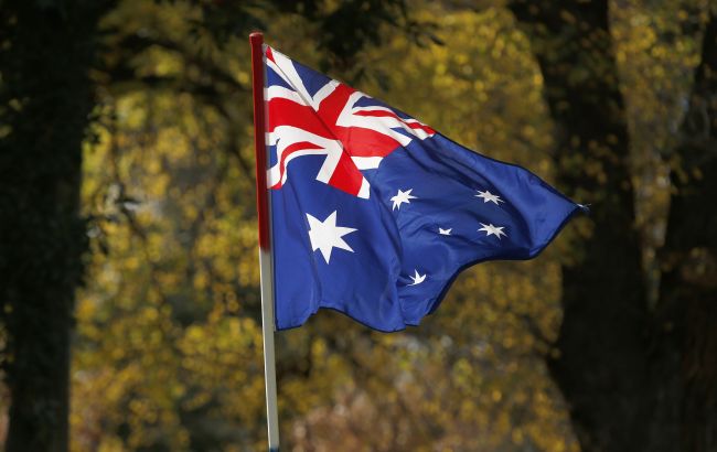 Украинское посольство в Австралии приостановило прием