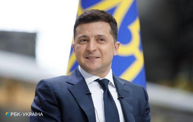 "Україна повертає своє": президент привітав Усика з історичною перемогою