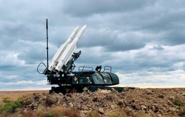 Україна віддає перевагу посиленню ППО і планує заміну бойових літаків, - Міноборони