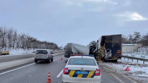 На трасі&nbsp;Київ-Одеса сталася ДТП: є постраждалі, можливе ускладнення руху