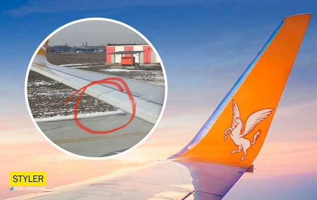 В Одессе пассажир самолета предотвратил возможную аварию: вовремя заметил лишнюю деталь на крыле