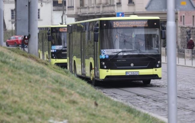 Во Львове решили поднять стоимость проезда в автобусах