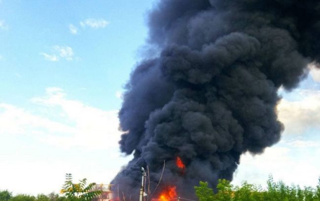 Масштабну пожежу на хімзаводі в Запорізькій області ліквідували