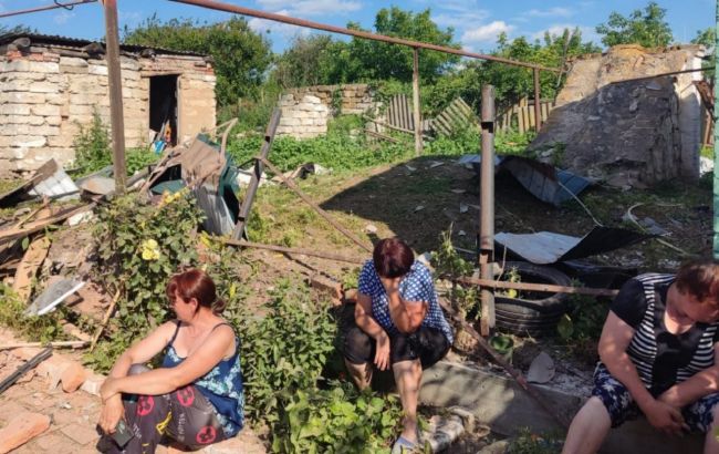 Оккупанты выпустили по Сумской области почти 300 боеприпасов, пострадала женщина