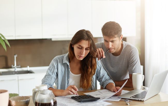 Как экономить деньги даже с маленькой зарплаты: полезные и действенные советы