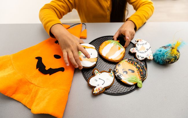 Оригинальные блюда на Хэллоуин 2022, которые точно удивят детей: вкусные рецепты