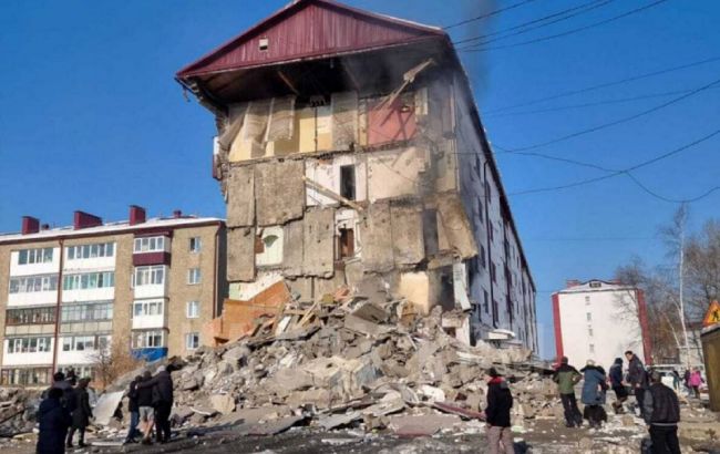 На Сахалине при взрыве обрушилась пятиэтажка
