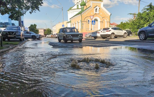 В домах Киева могут сливать воду из труб: зачем и в каких случаях